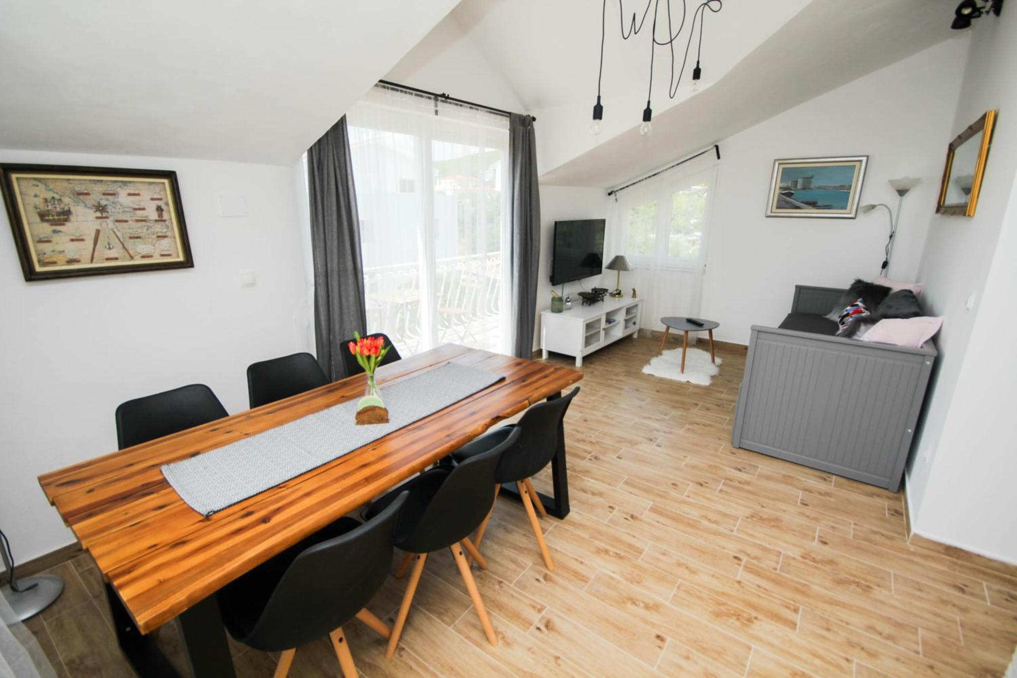 Tribalj Lola'S Apartments מראה חיצוני תמונה