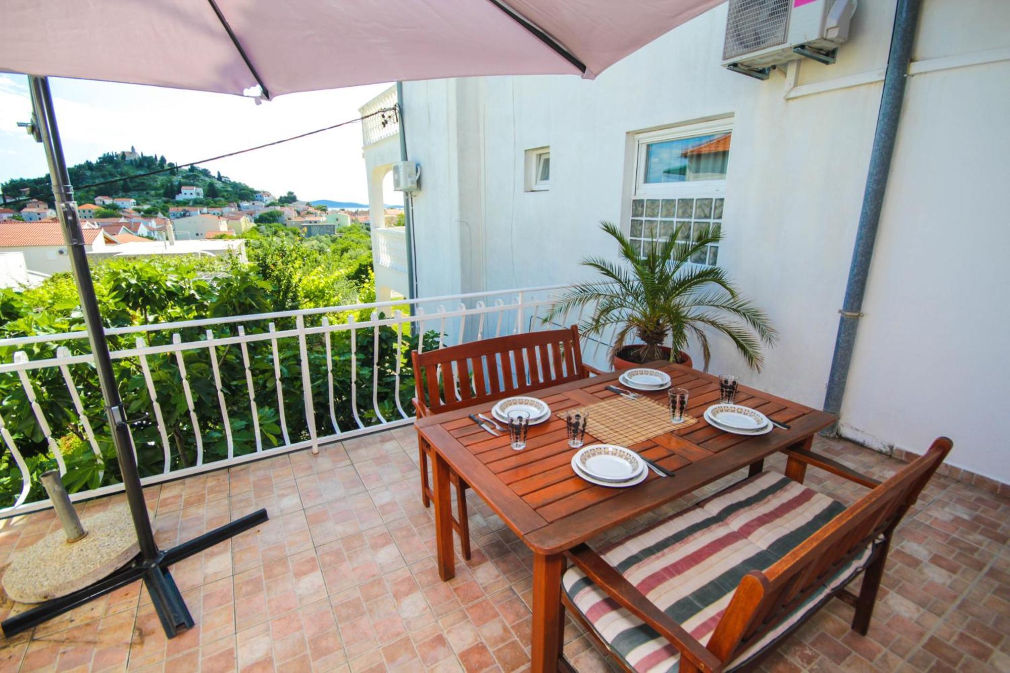Tribalj Lola'S Apartments מראה חיצוני תמונה